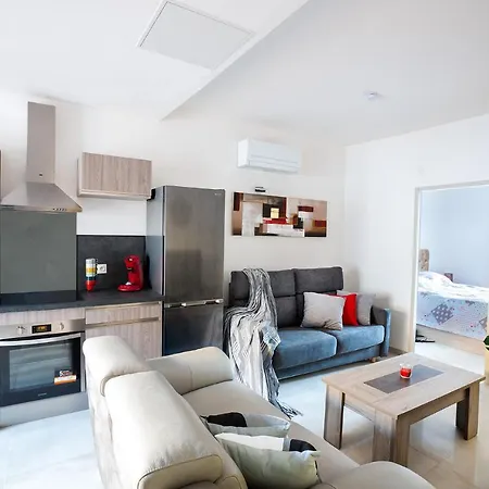 Superbe A 2 Pas Des Halles, Climatise, Terrasse, Garage Ναρμπόν