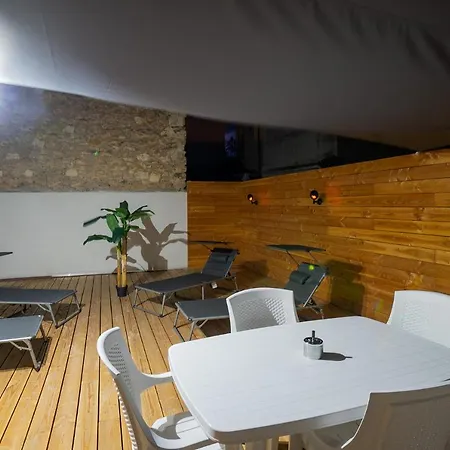 Superbe A 2 Pas Des Halles, Climatise, Terrasse, Garage Apartman Narbonne