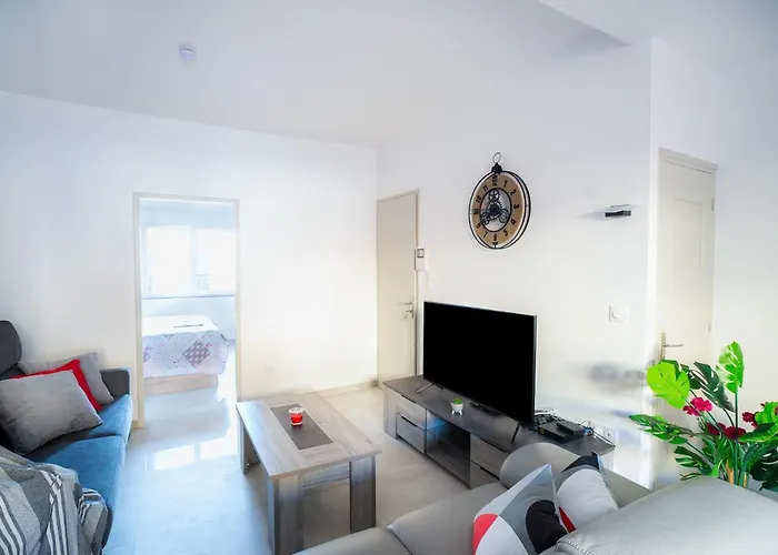 Superbe A 2 Pas Des Halles, Climatise, Terrasse, Garage Διαμέρισμα *